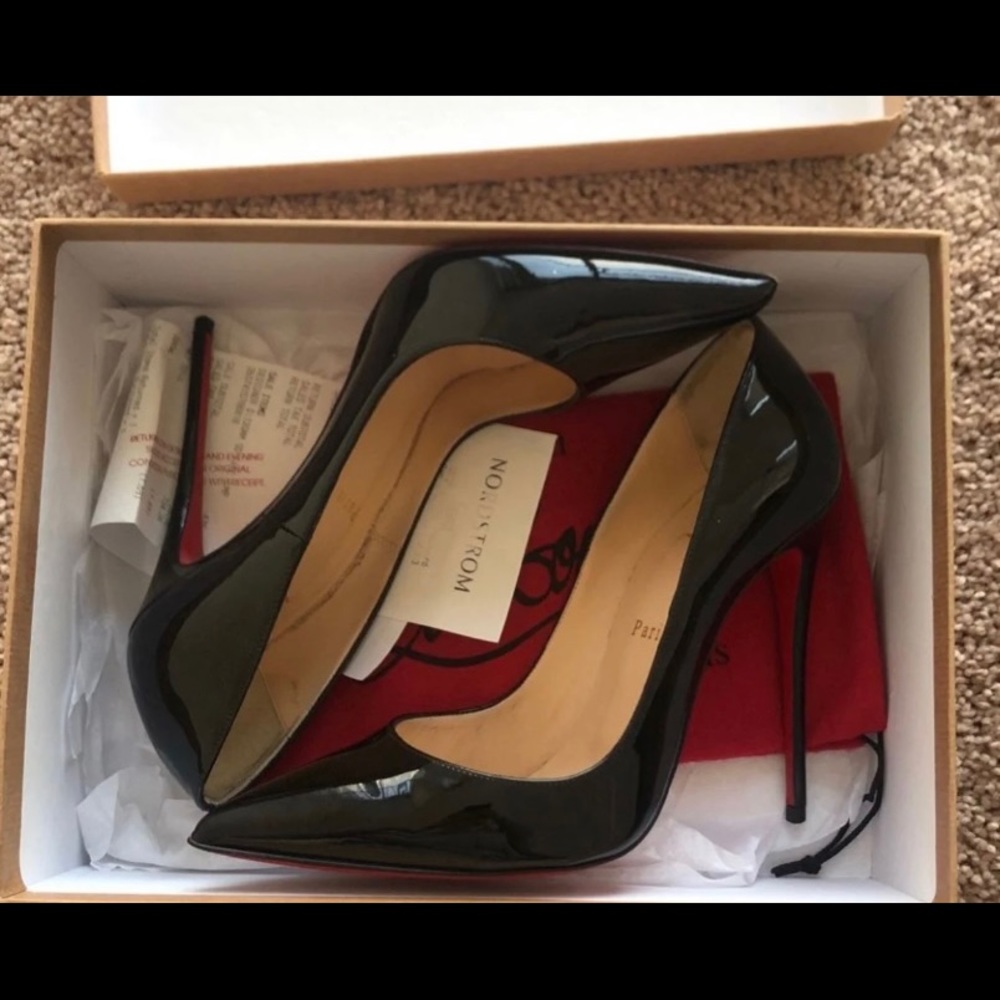 Christian Louboutin So Kate Pumps 120mm Heels (Red Bottoms)